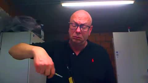 Andy online show from March 16, 2026, 5:39 pm