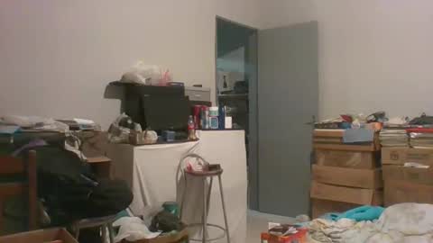 MACHOLIVRE online show from September 25, 2025, 2:37 am