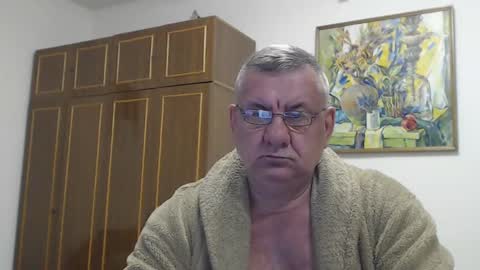 Macho online show from February 18, 2025, 9:42 pm