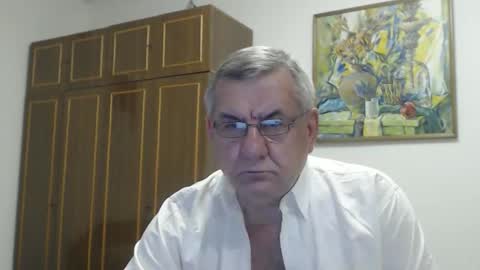 Macho online show from November 17, 2025, 10:26 pm