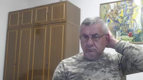 Macho online show from April 18, 2026, 7:07 pm