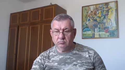 Macho online show from May 22, 2026, 1:06 pm