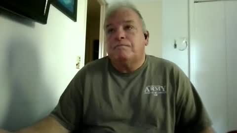 mackdocc001 online show from September 16, 2025, 8:43 pm