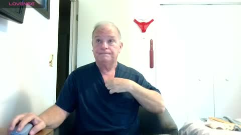 mackdocc001 online show from April 9, 2026, 5:18 pm