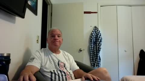 Snapshot of mackdocc001 chatting on July 22, 2026, 4:32 pm mackdocc001 online show from July 22, 2026, 4:32 pm