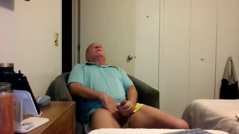 Snapshot of mackdocc001 chatting on July 28, 2026, 5:01 pm mackdocc001 online show from July 28, 2026, 5:01 pm