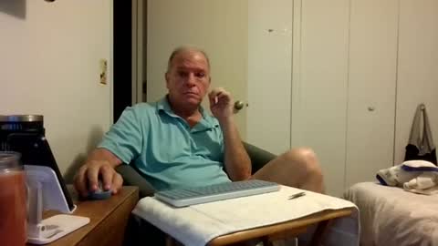 Snapshot of mackdocc001 chatting on July 28, 2026, 7:39 pm mackdocc001 online show from July 28, 2026, 7:39 pm