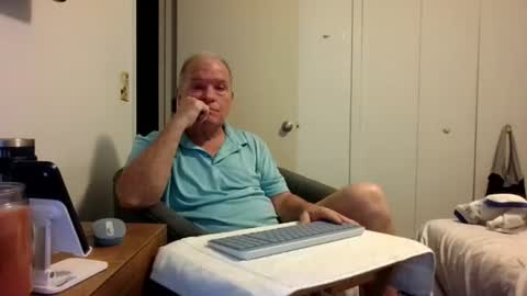 Snapshot of mackdocc001 chatting on July 28, 2026, 8:52 pm mackdocc001 online show from July 28, 2026, 8:52 pm
