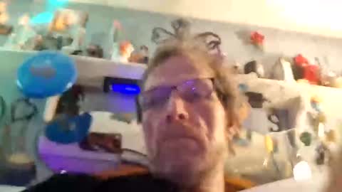 Snapshot of mackdog1369 chatting on January 14, 2025, 2:29 am mackdog1369 online show from January 14, 2025, 2:29 am