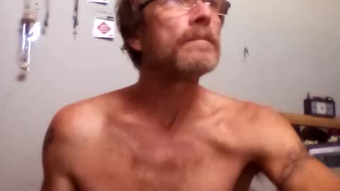 Snapshot of mackdog1369 chatting on October 19, 2025, 8:09 pm mackdog1369 online show from October 19, 2025, 8:09 pm