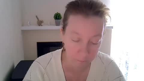 Snapshot of madaamtang chatting on April 29, 2026, 10:41 am Madaamtang online show from April 29, 2026, 10:41 am