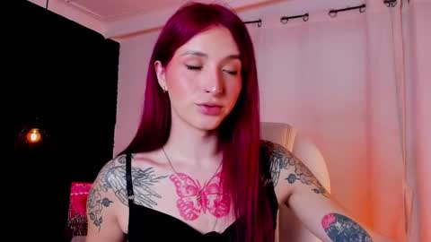  madame lilith  online show from October 7, 2025, 1:52 pm
