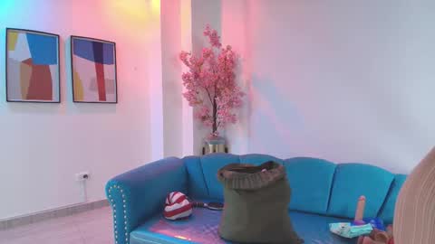 Madame Scarllet  online show from March 28, 2026, 11:32 am