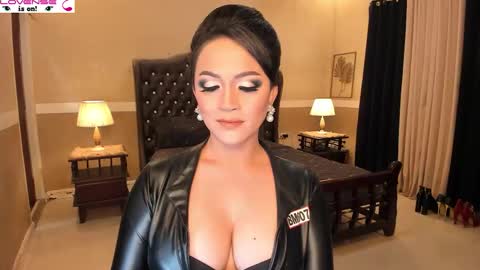 Alison Kloss online show from December 5, 2025, 12:08 am