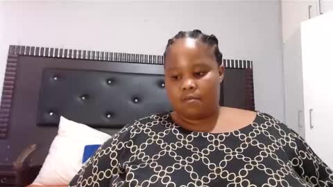 Snapshot of madamzee chatting on January 2, 2025, 9:54 am madamzee online show from January 2, 2025, 9:54 am