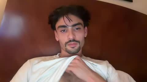 maddaewg101 online show from October 31, 2025, 3:07 am