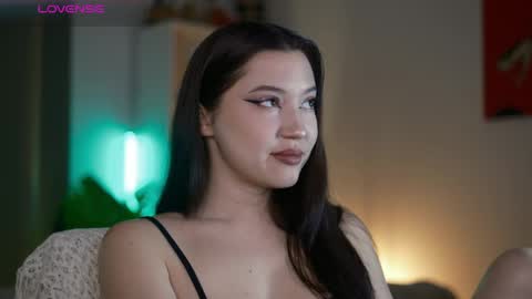 Maddi online show from April 14, 2026, 11:44 pm