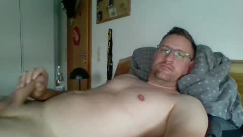 Snapshot of maddin8891 chatting on October 26, 2025, 2:34 pm Maddin online show from October 26, 2025, 2:34 pm