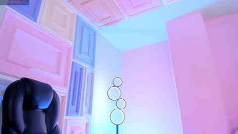 Maddison online show from January 11, 2026, 3:55 am