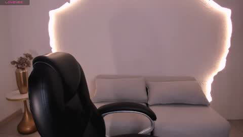 Maddison online show from June 10, 2026, 7:57 pm