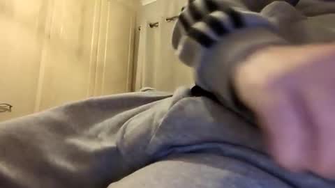 maddogg17 online show from February 4, 2026, 7:53 pm