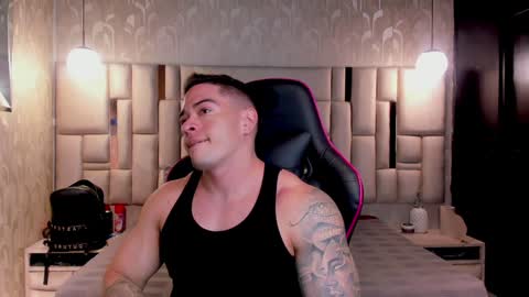 Snapshot of maddox_santana chatting on December 22, 2024, 3:33 am Maddox Santana online show from December 22, 2024, 3:33 am