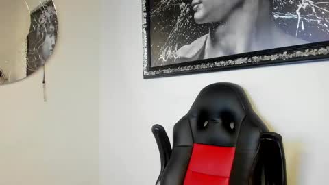 Snapshot of maddox_santana chatting on February 23, 2025, 11:36 pm Maddox Santana online show from February 23, 2025, 11:36 pm