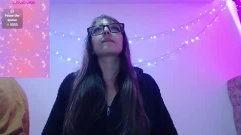 Snapshot of maddy_14 chatting on December 15, 2025, 7:18 pm Maddy UwU online show from December 15, 2025, 7:18 pm