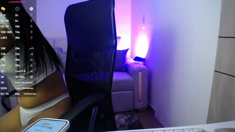 Maddy online show from December 6, 2024, 4:58 am