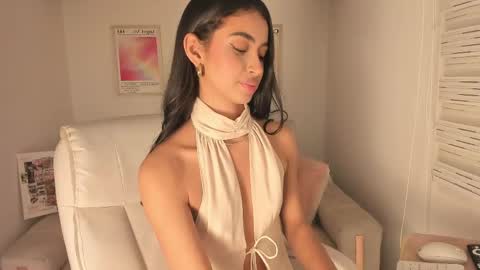 Snapshot of maddy_bronw chatting on May 15, 2026, 11:56 pm Maddy online show from May 15, 2026, 11:56 pm