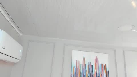 Maddy  online show from November 3, 2025, 7:48 pm