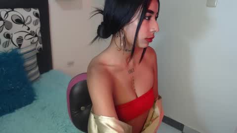 Maddy Parker  online show from January 9, 2025, 9:48 am