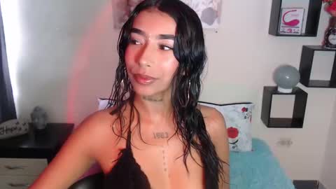 Maddy Parker  online show from February 23, 2025, 8:22 pm