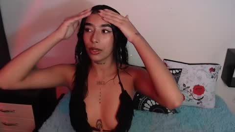 Maddy Parker  online show from February 24, 2025, 2:40 am