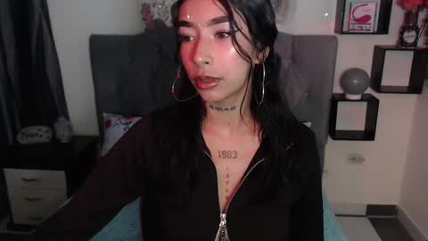 Maddy Parker  online show from February 26, 2025, 3:32 am