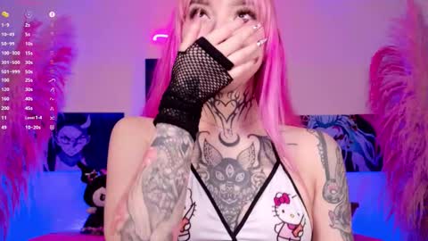 Snapshot of maddy_uwu chatting on September 10, 2025, 5:40 am maddy_uwu online show from September 10, 2025, 5:40 am