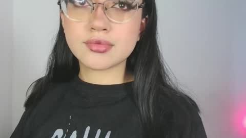   Please followme and rate me your thumbs up online show from January 8, 2026, 9:50 pm