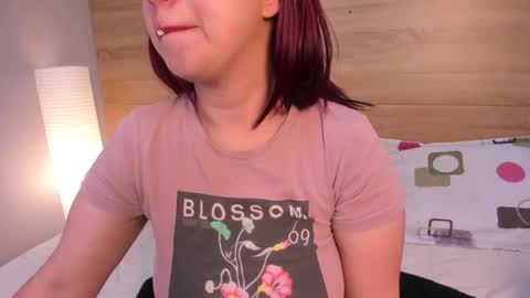 Madelaine  online show from March 20, 2026, 10:20 am