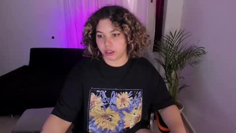 madelaine_taylor online show from January 11, 2025, 11:45 am