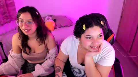 Snapshot of madelaine_taylor chatting on July 7, 2026, 11:20 pm madelaine_taylor online show from July 7, 2026, 11:20 pm