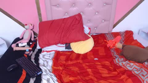 Madeline online show from December 21, 2024, 12:20 am