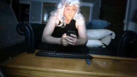 madelinemonroee online show from May 16, 2026, 4:42 am