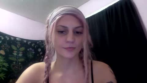 madeline online show from September 22, 2025, 4:14 am