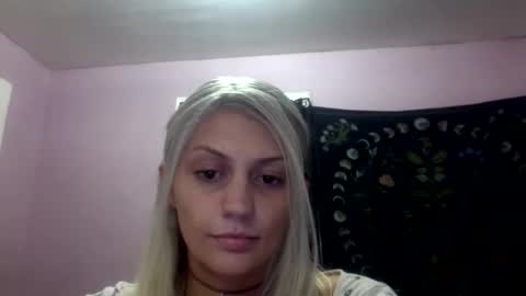 Snapshot of madelinevalentine chatting on November 10, 2025, 10:36 am madeline online show from November 10, 2025, 10:36 am