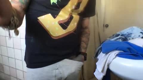 madeyoulook818 online show from February 2, 2026, 8:40 pm