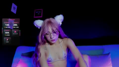 Madison Watson online show from November 14, 2025, 11:20 am