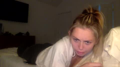 Snapshot of madirose69 chatting on September 18, 2025, 12:40 pm mari rose online show from September 18, 2025, 12:40 pm