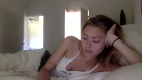 Snapshot of madirose69 chatting on September 26, 2025, 3:38 pm mari rose online show from September 26, 2025, 3:38 pm