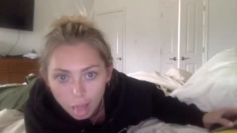 mari rose online show from October 21, 2025, 2:29 pm