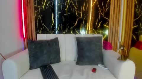 Snapshot of madison_brown23_aws chatting on November 27, 2025, 2:30 pm madison_brown23_aws online show from November 27, 2025, 2:30 pm